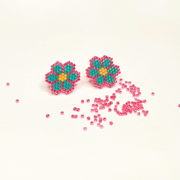 ORECCHINI MARGHERITE rosa e turchesi